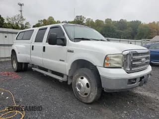 ✅ 2006 Ford F-350 XL • VIN: 1FTWW33P86EB12267 • Лот: 73296454. Опубликован ранее на Copart с пробегом 209 389 миль. Бесплатный доступ к архиву аукционных продаж из США и подробный отчёт об истории автомобиля на DreamBid. Изображение 4.