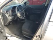 ✅ 2017 Nissan Versa S Plus • VIN: 3N1CN7AP6HL903354 • Lot: 86695185. Wystawiony na Copart z przebiegiem 58 021 mil. Bezpłatny archiwum sprzedaży aukcyjnych z USA i szczegółowy raport historii pojazdu na DreamBid. Zdjęcie 7.