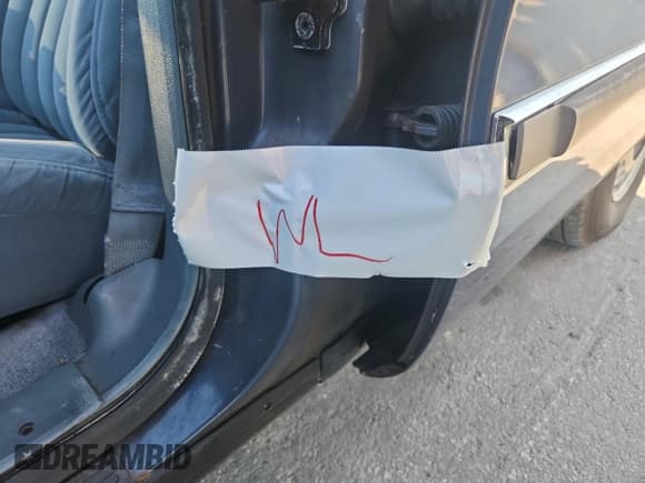 ✅ 1995 Buick Roadmaster Collectors Edition • VIN: 1G4BN52P6SR400754 • Lot: 92871085. Listed on Copart with 154,633 mi. Free auction sales archive from the USA and detailed vehicle history report at DreamBid. Image 12.