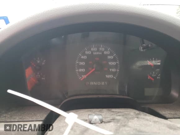 ✅ 2005 Ford F-150 STX • VIN: 1FTRF02W25KC76635 • Lot: 41410675. Listed on Copart with Not provided. Free auction sales archive from the USA and detailed vehicle history report at DreamBid. Image 9.