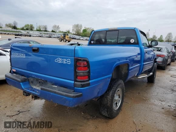 ✅ 1999 Dodge 1500 • VIN: 1B7HF16Y9XS311882 • Лот: 50290174. Опубликован ранее на Copart с пробегом 245 536 миль. Бесплатный доступ к архиву аукционных продаж из США и подробный отчёт об истории автомобиля на DreamBid. Изображение 3.