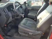 ✅ 2016 Ford F-550 • VIN: 1FD0X5HTXGED31734 • Lot: 81083074. Wystawiony na Copart z przebiegiem 80 456 mil. Bezpłatny archiwum sprzedaży aukcyjnych z USA i szczegółowy raport historii pojazdu na DreamBid. Zdjęcie 7.