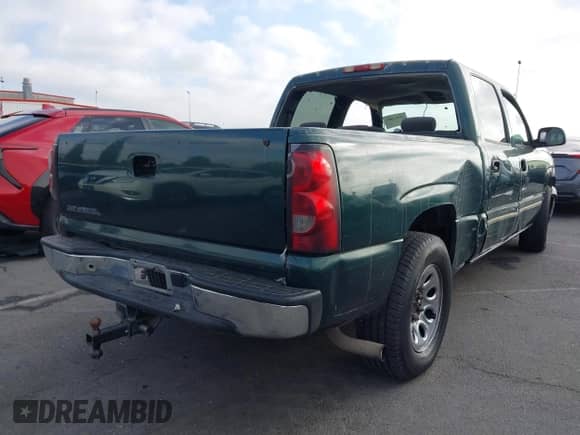 ✅ 2006 Chevrolet Silverado 1500 LS • VIN: 2GCEC13V161225437 • Lot: 43364401. Wystawiony na IAAI z przebiegiem Nie podano mil. Skorzystaj z bezpłatnego archiwum sprzedaży aukcyjnych z USA i zobacz szczegółowy raport historii pojazdu na DreamBid. Zdjęcie 4.