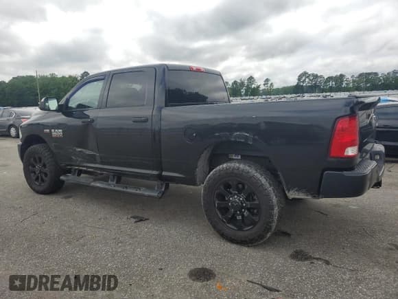 ✅ 2017 Ram 3500 Tradesman • VIN: 3C63R3CJ8HG646927 • Lot: 56561995. Wystawiony na Copart z przebiegiem 87 665 mil. Bezpłatny archiwum sprzedaży aukcyjnych z USA i szczegółowy raport historii pojazdu na DreamBid. Zdjęcie 2.