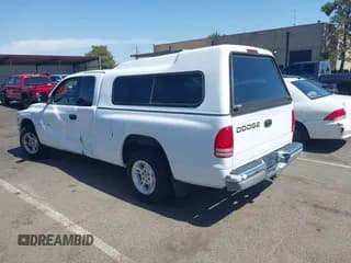 ✅ 2000 Dodge Dakota Sport • VIN: 1B7GL22N5YS746714 • Lot: 42359234. Wystawiony na IAAI z przebiegiem 104 864 mil. Bezpłatny archiwum sprzedaży aukcyjnych z USA i szczegółowy raport historii pojazdu na DreamBid. Zdjęcie 3.