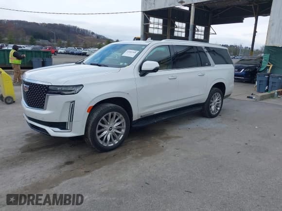 ✅ 2023 Cadillac Escalade ESV 4WD Premium Luxury • VIN: 1GYS4KKL3PR114963 • Lot: 43682968. Wystawiony na IAAI z przebiegiem 32 759 mil. Bezpłatny archiwum sprzedaży aukcyjnych z USA i szczegółowy raport historii pojazdu na DreamBid. Zdjęcie 20.