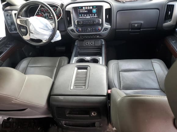 ✅ 2017 GMC Sierra 1500 SLT • VIN: 3GTU2NEC7HG120929 • Lot: 86257285. Listed on Copart with 131,213 mi. Free auction sales archive from the USA and detailed vehicle history report at DreamBid. Image 8.