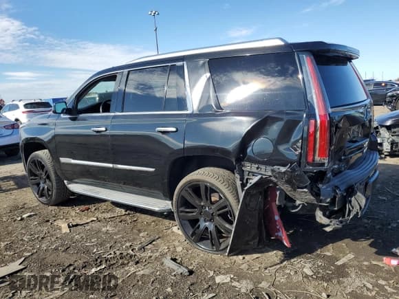 ✅ 2015 Cadillac Escalade Premium • VIN: 1GYS4CKJ8FR220442 • Лот: 90978095. Опубликован ранее на Copart с пробегом 178 985 миль. Бесплатный доступ к архиву аукционных продаж из США и подробный отчёт об истории автомобиля на DreamBid. Изображение 2.