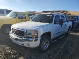 ✅ 2005 GMC Sierra 1500 SLE • VIN: 2GTEK13T051252323 • Lot: 82368295. Wystawiony na Copart z przebiegiem 313 312 mil. Bezpłatny archiwum sprzedaży aukcyjnych z USA i szczegółowy raport historii pojazdu na DreamBid. Zdjęcie 1.
