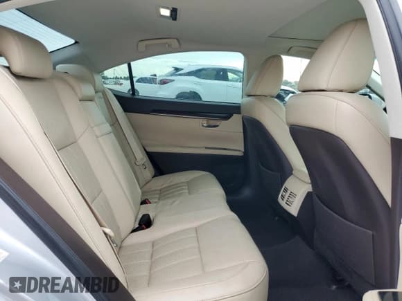 ✅ 2016 Lexus ES 330 • VIN: 58ABK1GG3GU010511 • Lot: 80125645. Listed on Copart with 201,121 mi. Free auction sales archive from the USA and detailed vehicle history report at DreamBid. Image 10.
