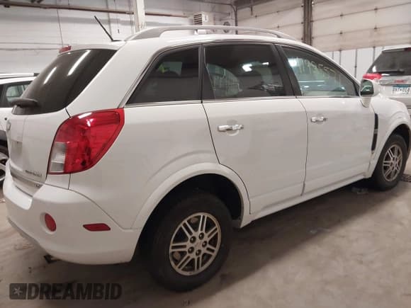 ✅ 2014 Chevrolet Captiva Sport LT • VIN: 3GNAL3EK2ES523616 • Lot: 41995571. Wystawiony na IAAI z przebiegiem 124 888 mil. Bezpłatny archiwum sprzedaży aukcyjnych z USA i szczegółowy raport historii pojazdu na DreamBid. Zdjęcie 4.