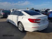 ✅ 2019 Honda Accord LX • VIN: 1HGCV1F19KA138946 • Лот: 43261848. Опубликован ранее на IAAI с пробегом Не указан. Бесплатный доступ к архиву аукционных продаж из США и подробный отчёт об истории автомобиля на DreamBid. Изображение 3.