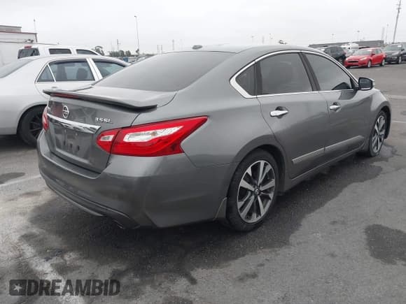 ✅ 2016 Nissan Altima SL • VIN: 1N4BL3APXGC163119 • Lot: 42790878. Wystawiony na IAAI z przebiegiem 105 390 mil. Bezpłatny archiwum sprzedaży aukcyjnych z USA i szczegółowy raport historii pojazdu na DreamBid. Zdjęcie 4.