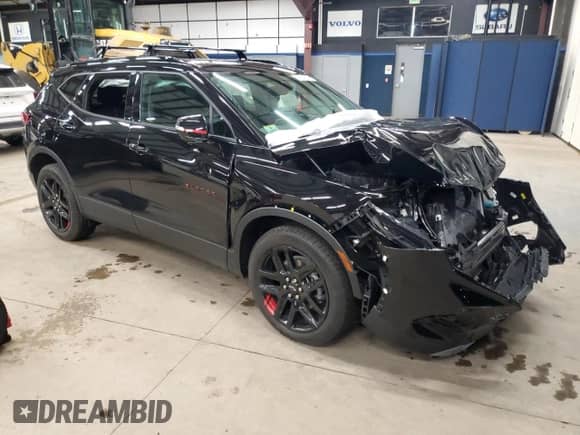 2024 Chevrolet Blazer LT z VIN 3GNKBJR49RS217400, wystawiony jako Copart lot #42521405 z przebiegiem 10 380 mil mil oraz Szkoda całkowita • Salvage title. Historia ofert i sprzedaży dostępna na DreamBid. Obrazek 4.