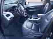 2020 Chevrolet Bolt EV Premier z VIN 1G1FZ6S04L4112001, wystawiony jako Copart lot #42660994 z przebiegiem 33 147 mil mil oraz . Historia ofert i sprzedaży dostępna na DreamBid. Obrazek 7.