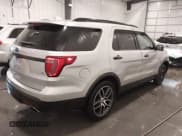 ✅ 2016 Ford Explorer Sport • VIN: 1FM5K8GT9GGD27511 • Lot: 42031898. Wystawiony na IAAI z przebiegiem 113 335 mil. Bezpłatny archiwum sprzedaży aukcyjnych z USA i szczegółowy raport historii pojazdu na DreamBid. Zdjęcie 4.