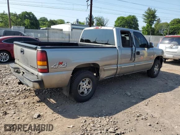 ✅ 1999 Chevrolet Silverado 1500 • VIN: 1GCEK19V5XE214211 • Лот: 58363355. Опубликован ранее на Copart с пробегом 138 562 миль. Бесплатный доступ к архиву аукционных продаж из США и подробный отчёт об истории автомобиля на DreamBid. Изображение 3.
