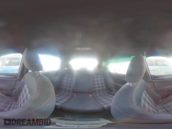 ✅ 2016 Volkswagen Golf GTI S • VIN: 3VW5T7AU5GM046774 • Лот: 68313185. Опубликован ранее на Copart с пробегом 75 667 миль. Бесплатный доступ к архиву аукционных продаж из США и подробный отчёт об истории автомобиля на DreamBid. Изображение 14.