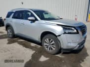 ✅ 2023 Nissan Pathfinder SL • VIN: 5N1DR3CC5PC208362 • Лот: 87014425. Опубликован ранее на Copart с пробегом 53 595 миль. Бесплатный доступ к архиву аукционных продаж из США и подробный отчёт об истории автомобиля на DreamBid. Изображение 4.