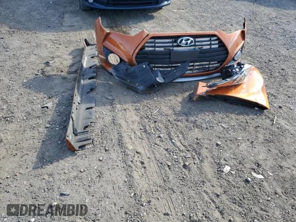 ✅ 2013 Hyundai Veloster Turbo • VIN: KMHTC6AE4DU173659 • Lot: 64088483. Wystawiony na Copart z przebiegiem 111 918 mil. Bezpłatny archiwum sprzedaży aukcyjnych z USA i szczegółowy raport historii pojazdu na DreamBid. Zdjęcie 14.