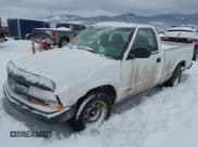 ✅ 2002 Chevrolet S-10 LS • VIN: 1GCCS145928212306 • Лот: 41505278. Опубликован ранее на IAAI с пробегом 127 441 миль. Бесплатный доступ к архиву аукционных продаж из США и подробный отчёт об истории автомобиля на DreamBid. Изображение 2.