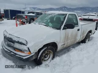 ✅ 2002 Chevrolet S-10 LS • VIN: 1GCCS145928212306 • Лот: 41505278. Опубликован ранее на IAAI с пробегом 127 441 миль. Бесплатный доступ к архиву аукционных продаж из США и подробный отчёт об истории автомобиля на DreamBid. Изображение 2.