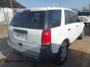 ✅ 2003 Saturn VUE • VIN: 5GZCZ53B13S851633 • Lot: 41562791. Wystawiony na IAAI z przebiegiem 83 567 mil. Bezpłatny archiwum sprzedaży aukcyjnych z USA i szczegółowy raport historii pojazdu na DreamBid. Zdjęcie 4.