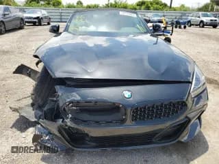 ✅ 2022 BMW Z4 sDrive30i • VIN: WBAHF3C03NWX71343 • Lot: 58735283. Wystawiony na Copart z przebiegiem 1 987 mil. Bezpłatny archiwum sprzedaży aukcyjnych z USA i szczegółowy raport historii pojazdu na DreamBid. Zdjęcie 5.