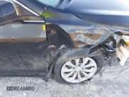 ✅ 2017 Toyota Camry SE • VIN: 4T1BF1FKXHU326085 • Лот: 43448181. Опубликован ранее на IAAI с пробегом 155 338 миль. Бесплатный доступ к архиву аукционных продаж из США и подробный отчёт об истории автомобиля на DreamBid. Изображение 18.