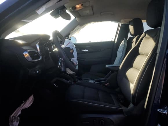 ✅ 2023 Chevrolet TrailBlazer LT • VIN: KL79MPSL4PB103669 • Lot: 90406915. Listed on Copart with 55,046 mi. Free auction sales archive from the USA and detailed vehicle history report at DreamBid. Image 7.