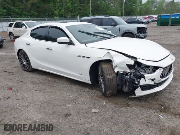 ✅ 2021 Maserati Ghibli S GranLusso • VIN: ZAM57YSL3M1362066 • Лот: 42102072. Опубликован ранее на IAAI с пробегом 55 418 миль. Бесплатный доступ к архиву аукционных продаж из США и подробный отчёт об истории автомобиля на DreamBid. Изображение 1.