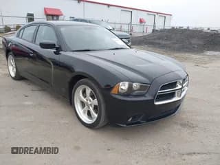 ✅ 2013 Dodge Charger SXT • VIN: 2C3CDXHG2DH525370 • Лот: 41395980. Опубликован ранее на IAAI с пробегом 226 079 миль. Бесплатный доступ к архиву аукционных продаж из США и подробный отчёт об истории автомобиля на DreamBid. Изображение 1.