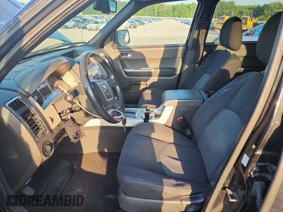 ✅ 2008 Mercury Mariner • VIN: 4M2CU81118KJ41774 • Лот: 65907005. Опубликован ранее на Copart с пробегом Не указан. Бесплатный доступ к архиву аукционных продаж из США и подробный отчёт об истории автомобиля на DreamBid. Изображение 7.