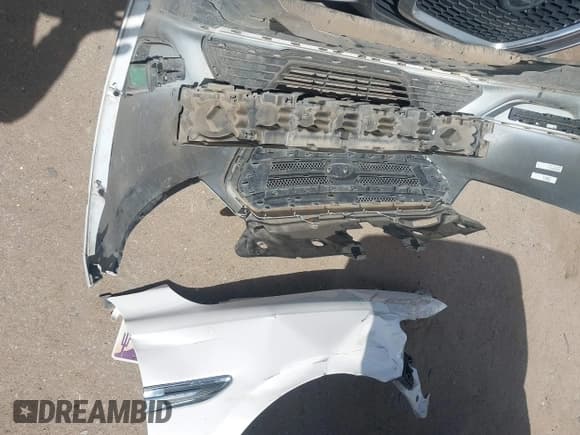 ✅ 2017 Ford Taurus SEL • VIN: 1FAHP2E80HG133388 • Lot: 41935352. Listed on IAAI with 117,770 mi. Free auction sales archive from the USA and detailed vehicle history report at DreamBid. Image 12.