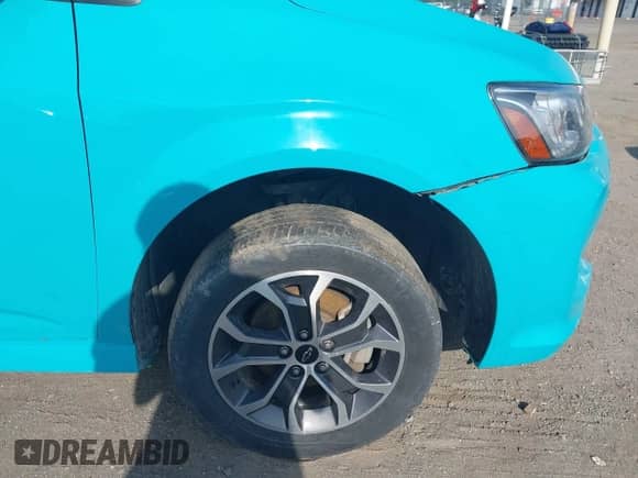 2020 Chevrolet Sonic LT с VIN 1G1JD6SB7L4126940, выставлен на аукционе IAAI как лот 42723410 с пробегом 81 586 миль миль и . История ставок и продаж доступна на DreamBid. Изображение 18.