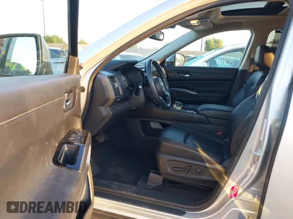 2022 Nissan Pathfinder SL с VIN 5N1DR3CB6NC270227, выставлен на аукционе IAAI как лот 43322854 с пробегом 46 196 миль миль и . История ставок и продаж доступна на DreamBid. Изображение 5.