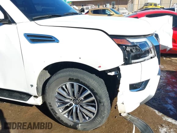 ✅ 2023 Nissan Armada SL • VIN: JN8AY2BD8P9693841 • Lot: 41677765. Listed on IAAI with 27,911 mi. Free auction sales archive from the USA and detailed vehicle history report at DreamBid. Image 6.