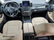 ✅ 2019 Mercedes-Benz GLS 450 • VIN: 4JGDF6EE3KB222056 • Лот: 81434425. Опубликован ранее на Copart с пробегом 46 609 миль. Бесплатный доступ к архиву аукционных продаж из США и подробный отчёт об истории автомобиля на DreamBid. Изображение 8.