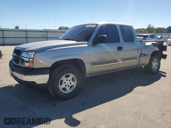 2003 Chevrolet Silverado 1500 LS with VIN 1GCEK19T93Z257435, listed as a Copart auction lot 84862855 with 155,503 mi miles and Salvage title. Bid and sale history available at DreamBid. Image 1.