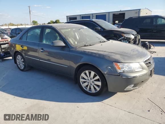 ✅ 2010 Hyundai Sonata Limited • VIN: 5NPEU4AF3AH585553 • Lot: 82469815. Listed on Copart with 57,104 mi. Free auction sales archive from the USA and detailed vehicle history report at DreamBid. Image 4.