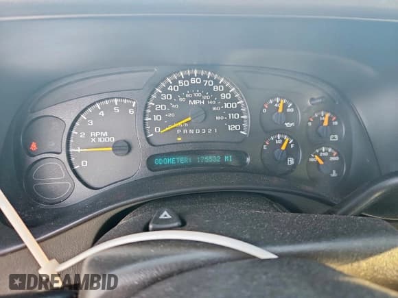 ✅ 2006 GMC Sierra 1500 Work Truck • VIN: 3GTEC14V76G247903 • Лот: 66806105. Опубликован ранее на Copart с пробегом 175 532 миль. Бесплатный доступ к архиву аукционных продаж из США и подробный отчёт об истории автомобиля на DreamBid. Изображение 9.