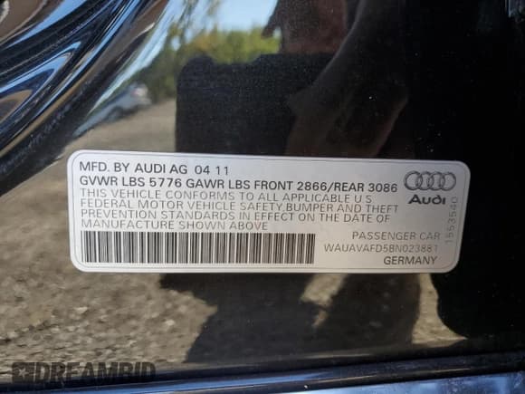 ✅ 2011 Audi A8 • VIN: WAUAVAFD5BN023881 • Lot: 85327595. Wystawiony na Copart z przebiegiem 69 873 mil. Bezpłatny archiwum sprzedaży aukcyjnych z USA i szczegółowy raport historii pojazdu na DreamBid. Zdjęcie 12.
