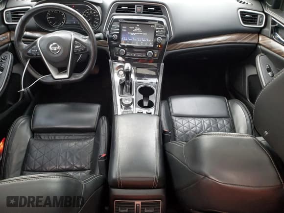 ✅ 2016 Nissan Maxima S • VIN: 1N4AA6AP0GC397191 • Лот: 87444735. Опубликован ранее на Copart с пробегом 92 471 миль. Бесплатный доступ к архиву аукционных продаж из США и подробный отчёт об истории автомобиля на DreamBid. Изображение 8.