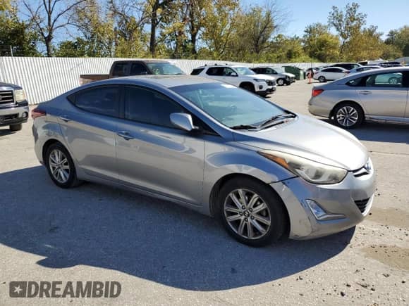 2014 Hyundai Elantra SE z VIN KMHDH4AE0EU126544, wystawiony jako Copart lot #82617775 z przebiegiem 217 356 mil mil oraz Szkoda całkowita • Salvage title. Historia ofert i sprzedaży dostępna na DreamBid. Obrazek 4.