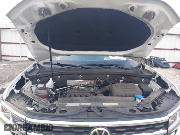 ✅ 2021 Volkswagen Atlas SE • VIN: 1V2PE2CA6MC215241 • Лот: 43317960. Опубликован ранее на IAAI с пробегом 67 347 миль. Бесплатный доступ к архиву аукционных продаж из США и подробный отчёт об истории автомобиля на DreamBid. Изображение 10.