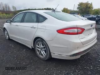 ✅ 2015 Ford Fusion SE • VIN: 3FA6P0H74FR302493 • Lot: 43439755. Wystawiony na IAAI z przebiegiem 97 395 mil. Bezpłatny archiwum sprzedaży aukcyjnych z USA i szczegółowy raport historii pojazdu na DreamBid. Zdjęcie 3.