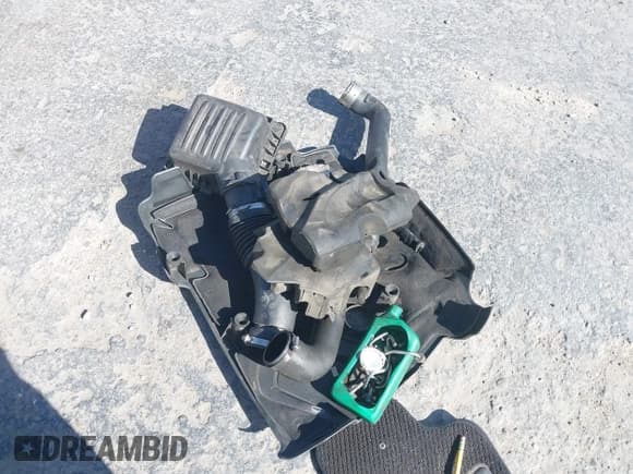 ✅ 2016 Jeep Grand Cherokee • VIN: 1C4RJEJM8GC321506 • Lot: 41969587. Listed on IAAI with 226,072 mi. Free auction sales archive from the USA and detailed vehicle history report at DreamBid. Image 12.