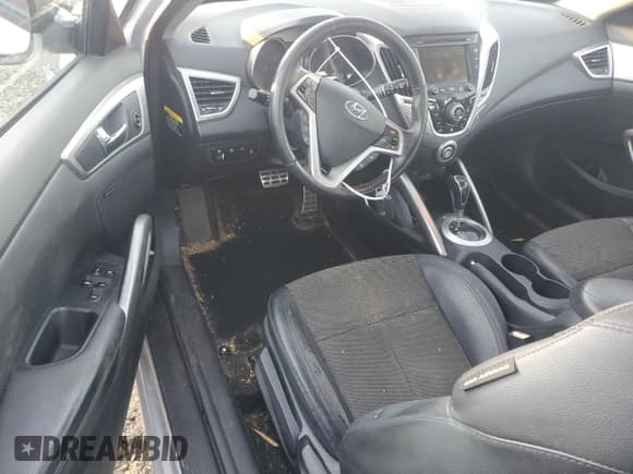 ✅ 2013 Hyundai Veloster w/Black Int • VIN: KMHTC6AD8DU151185 • Lot: 85415014. Wystawiony na Copart z przebiegiem 133 203 mil. Bezpłatny archiwum sprzedaży aukcyjnych z USA i szczegółowy raport historii pojazdu na DreamBid. Zdjęcie 8.