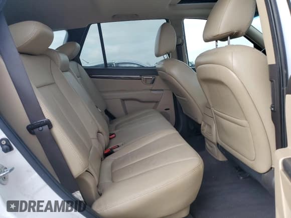 ✅ 2011 Hyundai Santa Fe Limited • VIN: 5XYZKDAG2BG011101 • Lot: 85332034. Listed on Copart with 162,191 mi. Free auction sales archive from the USA and detailed vehicle history report at DreamBid. Image 11.