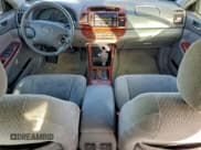 ✅ 2004 Toyota Camry LE • VIN: 4T1BE32K24U927912 • Lot: 94192665. Wystawiony na Copart z przebiegiem 181 558 mil. Bezpłatny archiwum sprzedaży aukcyjnych z USA i szczegółowy raport historii pojazdu na DreamBid. Zdjęcie 8.